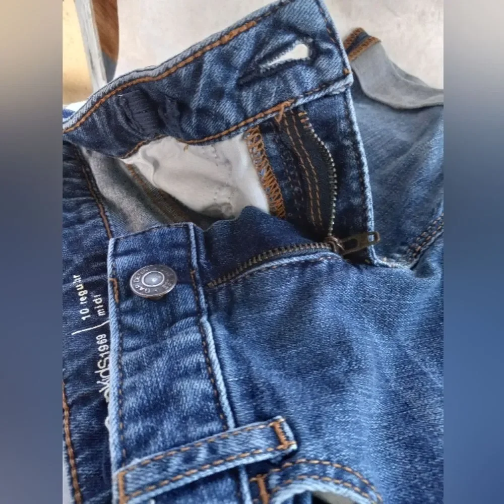 GAP Denim Shorts Size 10
